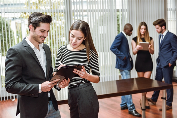 In Saint Petersburg, FL, Elisha Ewing and Hallie Moses Learned About What Is The Best Content Management System thumbnail